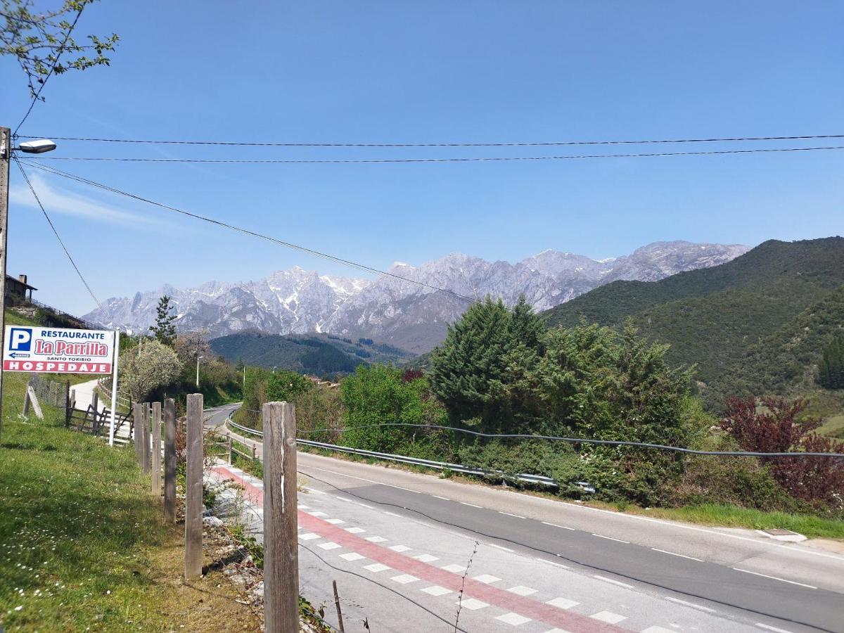 Hostal La Parrilla Mieses Екстериор снимка